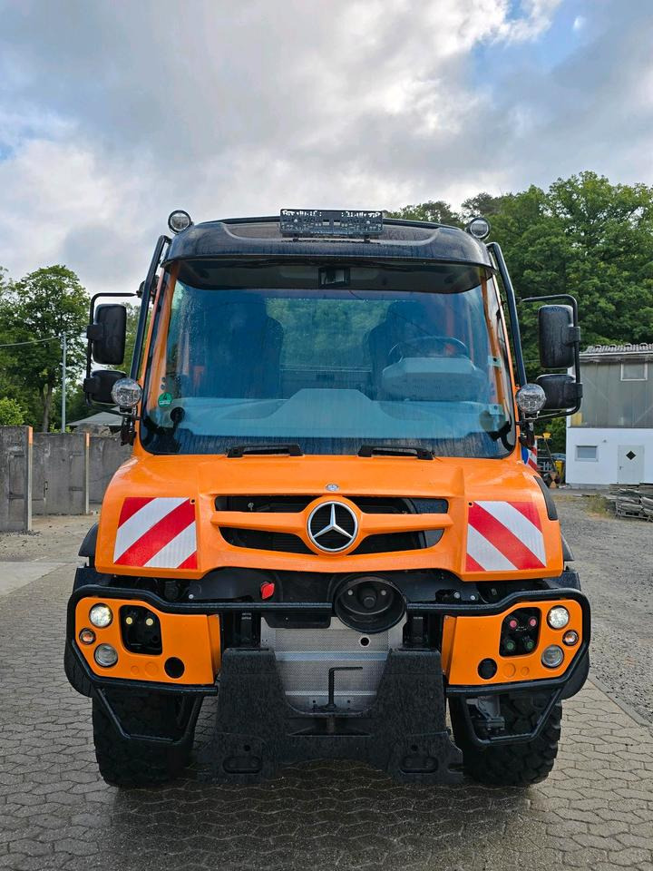 Neuwertiger Unimog U530 7800km EAS Easy-Drive Mercedes-Benz U 530 UGN UGE 405 527 535 435 430 Kipper - Utilaj deszăpezire: Foto 3 Neuwertiger Unimog U530 7800km EAS Easy-Drive Mercedes-Benz U 530 UGN UGE 405 527 535 435 430 Kipper - Utilaj deszăpezire: Foto 3