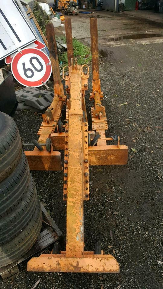 Stützen für Salzstreuer Schmidt Küpper Weisser Epoke Unimog Fendt - Cadru/ Şasiu pentru Sararita: Foto 2 Stützen für Salzstreuer Schmidt Küpper Weisser Epoke Unimog Fendt - Cadru/ Şasiu pentru Sararita: Foto 2
