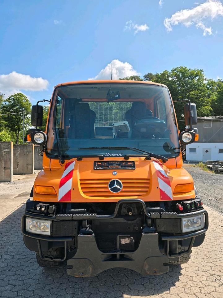 Unimog 405/10 U300 Bluetec 5 Mercedes-Benz U 300 290 400 500 UGE UGN Jotha Absetzkipper Absetzer - Utilaj deszăpezire: Foto 5 Unimog 405/10 U300 Bluetec 5 Mercedes-Benz U 300 290 400 500 UGE UGN Jotha Absetzkipper Absetzer - Utilaj deszăpezire: Foto 5
