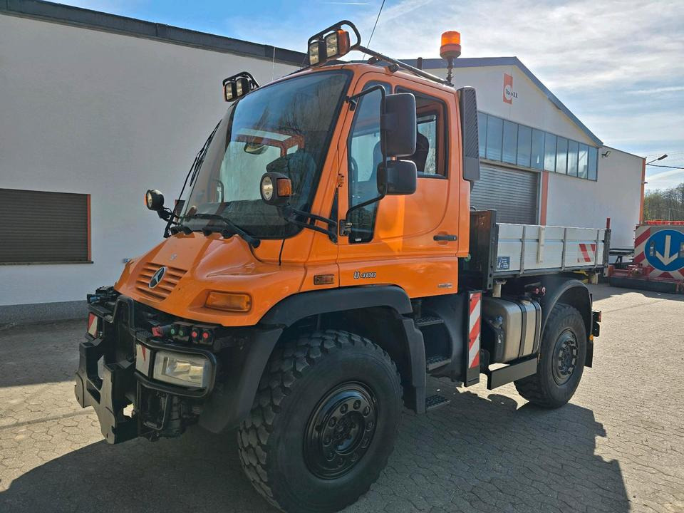 Unimog 405/10 U400 Bluetec 5 Leistungshydraulik Hydrostat U 400 500 300 Mercedes-Benz 318 218 430 423 427 - Utilaj deszăpezire: Foto 3 Unimog 405/10 U400 Bluetec 5 Leistungshydraulik Hydrostat U 400 500 300 Mercedes-Benz 318 218 430 423 427 - Utilaj deszăpezire: Foto 3