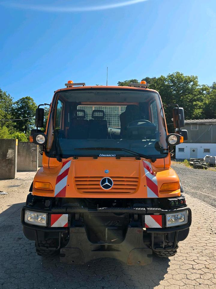 Unimog U290 405/10 UGN UGE Mercedes-Benz U 290 300 400 500 405/12 Kipper Pritsche - Utilaj deszăpezire: Foto 2 Unimog U290 405/10 UGN UGE Mercedes-Benz U 290 300 400 500 405/12 Kipper Pritsche - Utilaj deszăpezire: Foto 2