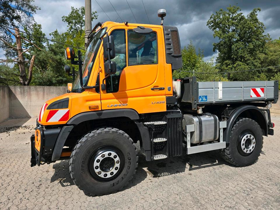 Unimog U429 NKS-F-UGE-42 Mercedes-Benz 405/10 405/12 UGE Mercedes-Benz U 318 323 327 423 427 429 430 EasyDrive Variopilot Mulag MKM 700 Böschungsmäher Böschungsmulcher Bucher Salzstreuer - Utilaj deszăpezire: Foto 2 Unimog U429 NKS-F-UGE-42 Mercedes-Benz 405/10 405/12 UGE Mercedes-Benz U 318 323 327 423 427 429 430 EasyDrive Variopilot Mulag MKM 700 Böschungsmäher Böschungsmulcher Bucher Salzstreuer - Utilaj deszăpezire: Foto 2