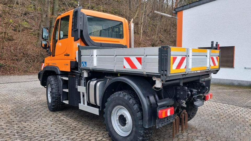 Zu vermieten Unimog 405 U318 423 429 430 Mercedes Benz 318 527 Vermietung - Utilaj deszăpezire: Foto 5 Zu vermieten Unimog 405 U318 423 429 430 Mercedes Benz 318 527 Vermietung - Utilaj deszăpezire: Foto 5