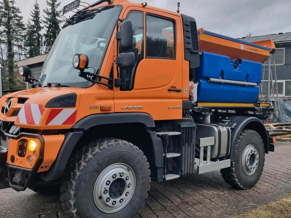 Zu vermieten Unimog 405 U423 Winterdienst Schmidt Salzstreuer 423 429 430 Mercedes Benz 318 527 Vermietung - Utilaj deszăpezire: Foto 2 Zu vermieten Unimog 405 U423 Winterdienst Schmidt Salzstreuer 423 429 430 Mercedes Benz 318 527 Vermietung - Utilaj deszăpezire: Foto 2