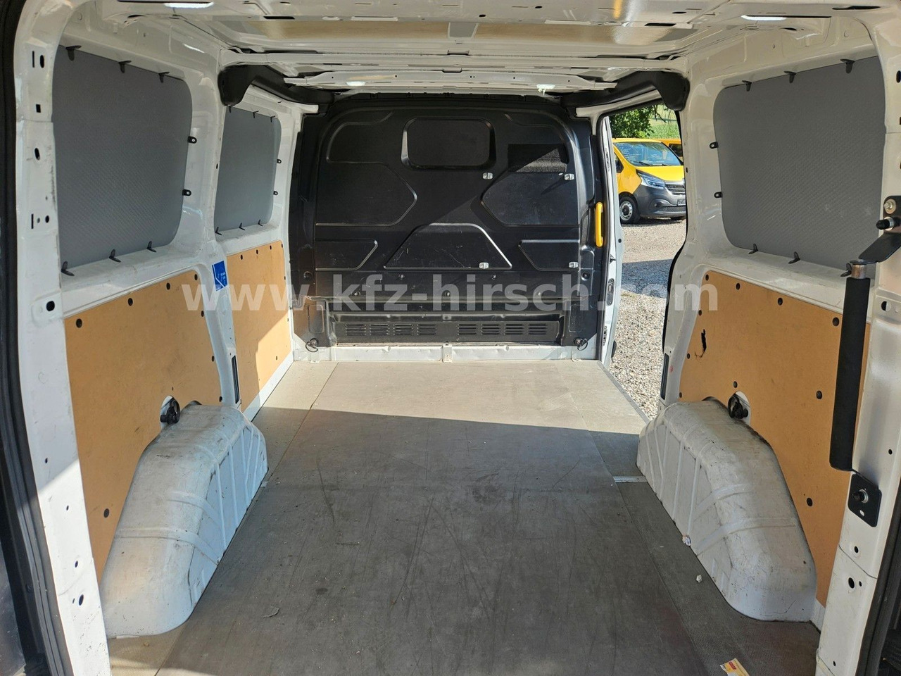 Ford Transit Custom Klima Sitzhzg Bluetooth Multi 1Hd - Dubă: Foto 5 Ford Transit Custom Klima Sitzhzg Bluetooth Multi 1Hd - Dubă: Foto 5