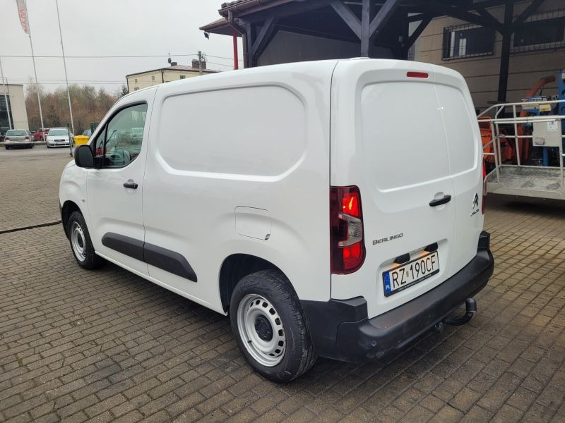 Citroen Berlingo Van z silnikiem 1.5 BlueHDi - Autoutilitară compactă: Foto 4 Citroen Berlingo Van z silnikiem 1.5 BlueHDi - Autoutilitară compactă: Foto 4