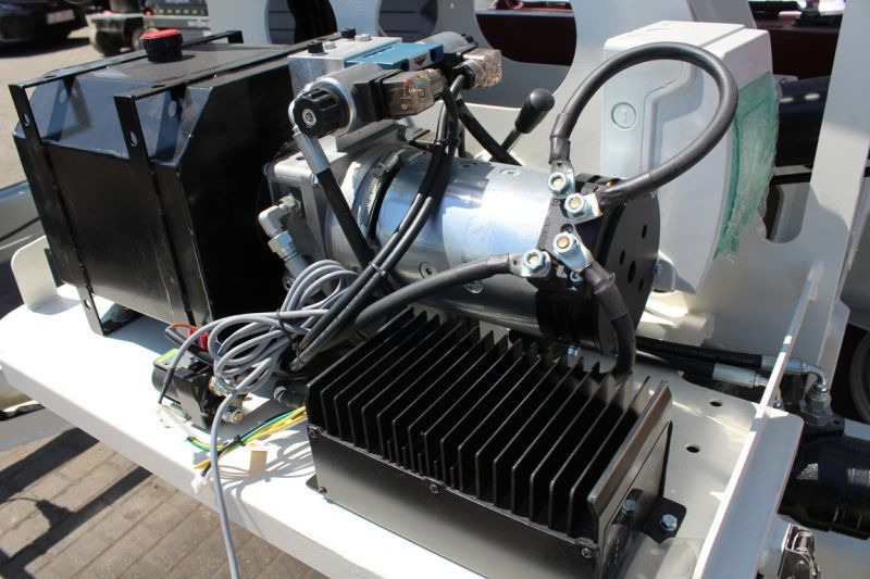 Nacela tractabila nou Matilsa Parma 15 T Nowy Podnośnik Koszowy Na Przyczepie przegubowo teleskopowy: Foto 18 Nacela tractabila nou Matilsa Parma 15 T Nowy Podnośnik Koszowy Na Przyczepie przegubowo teleskopowy: Foto 18