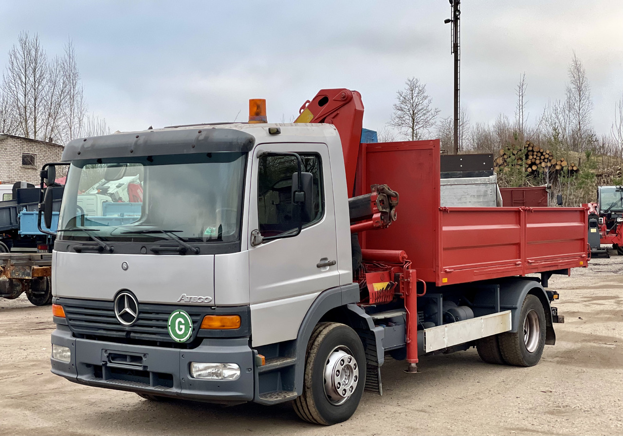 MERCEDES-BENZ ATEGO - Camion cu macara: Foto 5 MERCEDES-BENZ ATEGO - Camion cu macara: Foto 5
