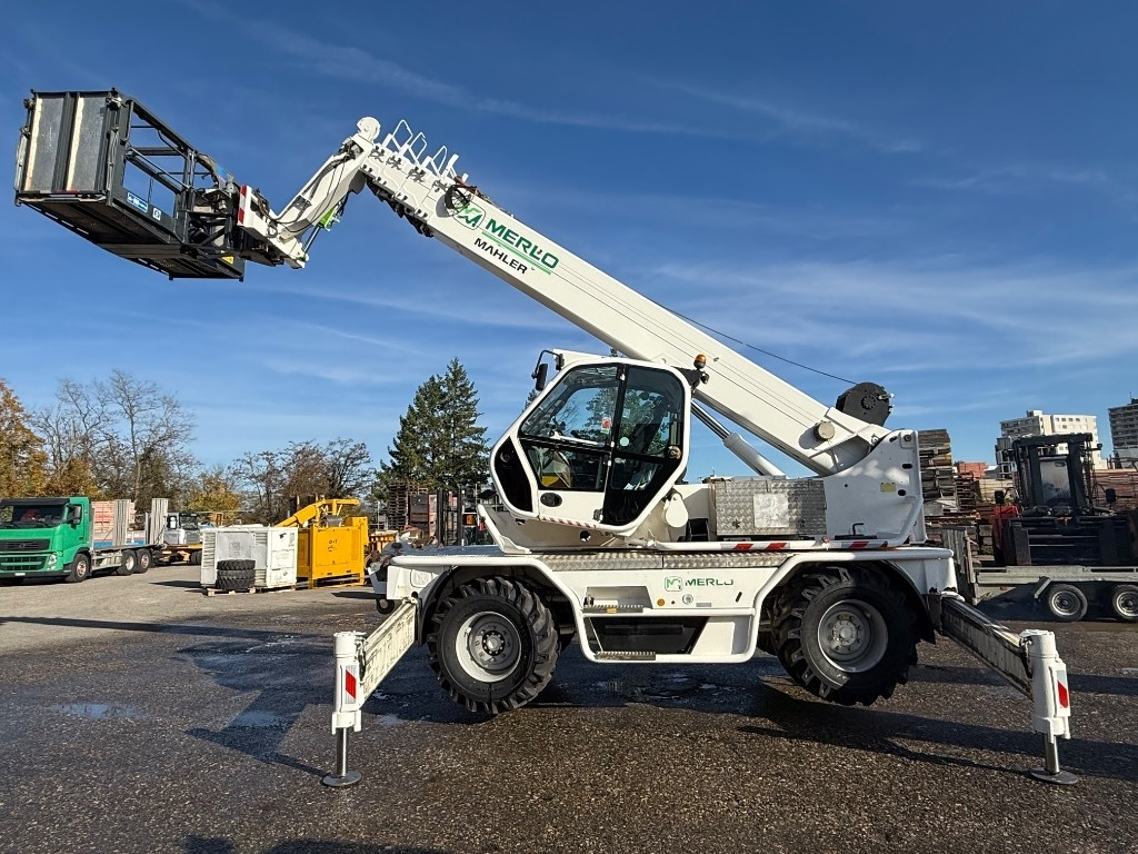 Merlo Roto 40.25 MCSS - Stivuitor telescopic: Foto 2 Merlo Roto 40.25 MCSS - Stivuitor telescopic: Foto 2