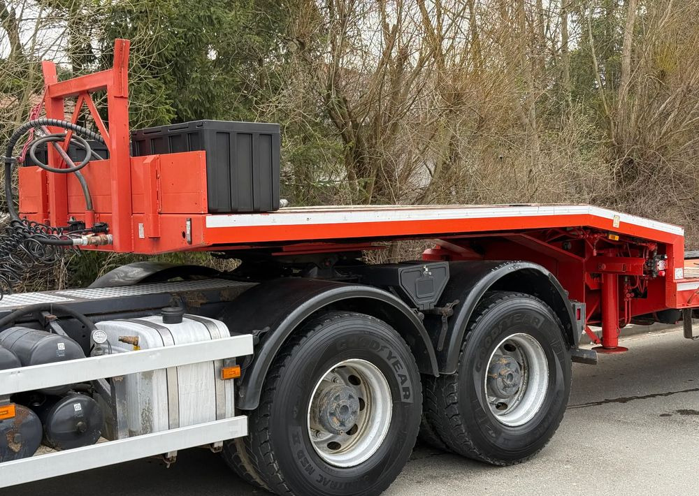 Goldhofer Naczepa Niskopodłogowa Goldhofer * 4 Osie * Bardzo Dobry Stan *Niskopodwozie - Semiremorcă transport agabaritic: Foto 3 Goldhofer Naczepa Niskopodłogowa Goldhofer * 4 Osie * Bardzo Dobry Stan *Niskopodwozie - Semiremorcă transport agabaritic: Foto 3