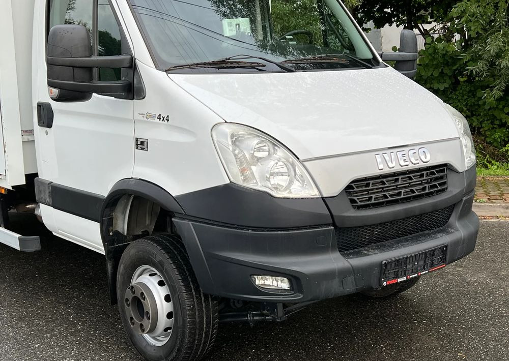 Iveco *IVECO 70C17 * ALLRAD *4x4* SPROWADZONY STAN PERFEKCYJNY ( Kamper Kiper Wywrotka ) - Camion furgon: Foto 2 Iveco *IVECO 70C17 * ALLRAD *4x4* SPROWADZONY STAN PERFEKCYJNY ( Kamper Kiper Wywrotka ) - Camion furgon: Foto 2