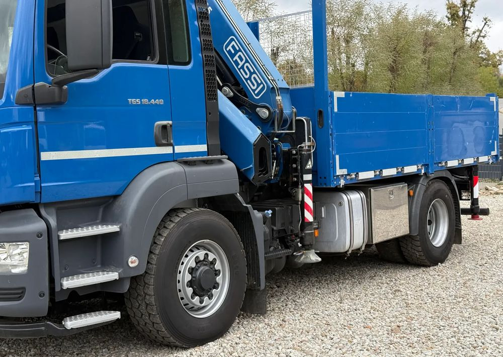 MAN * MAN 18.440 TGS * 4x4 * HDS Fassi F215 * Sprowadzony * 95 000 KM ! * Stan Jak Nowy - Camion platformă, Camion cu macara: Foto 5 MAN * MAN 18.440 TGS * 4x4 * HDS Fassi F215 * Sprowadzony * 95 000 KM ! * Stan Jak Nowy - Camion platformă, Camion cu macara: Foto 5