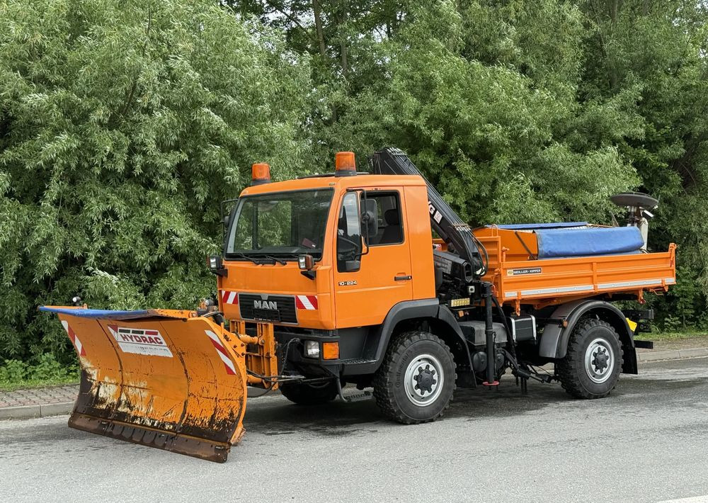 MAN * MAN LE 10.220 *Kiper Wywrotka * 4x4 * Pług Piaskarka * Zimowe Utrzymanie * Sprowadzony * HDS MKG * - Camion basculantă: Foto 1 MAN * MAN LE 10.220 *Kiper Wywrotka * 4x4 * Pług Piaskarka * Zimowe Utrzymanie * Sprowadzony * HDS MKG * - Camion basculantă: Foto 1