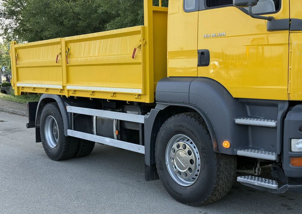 MAN * MAN TGA 18-320 * Kiper Wywrotka * 4x2 * Kran * Sprowadzony* Bardzo Dobry Stan - Camion basculantă: Foto 5 MAN * MAN TGA 18-320 * Kiper Wywrotka * 4x2 * Kran * Sprowadzony* Bardzo Dobry Stan - Camion basculantă: Foto 5
