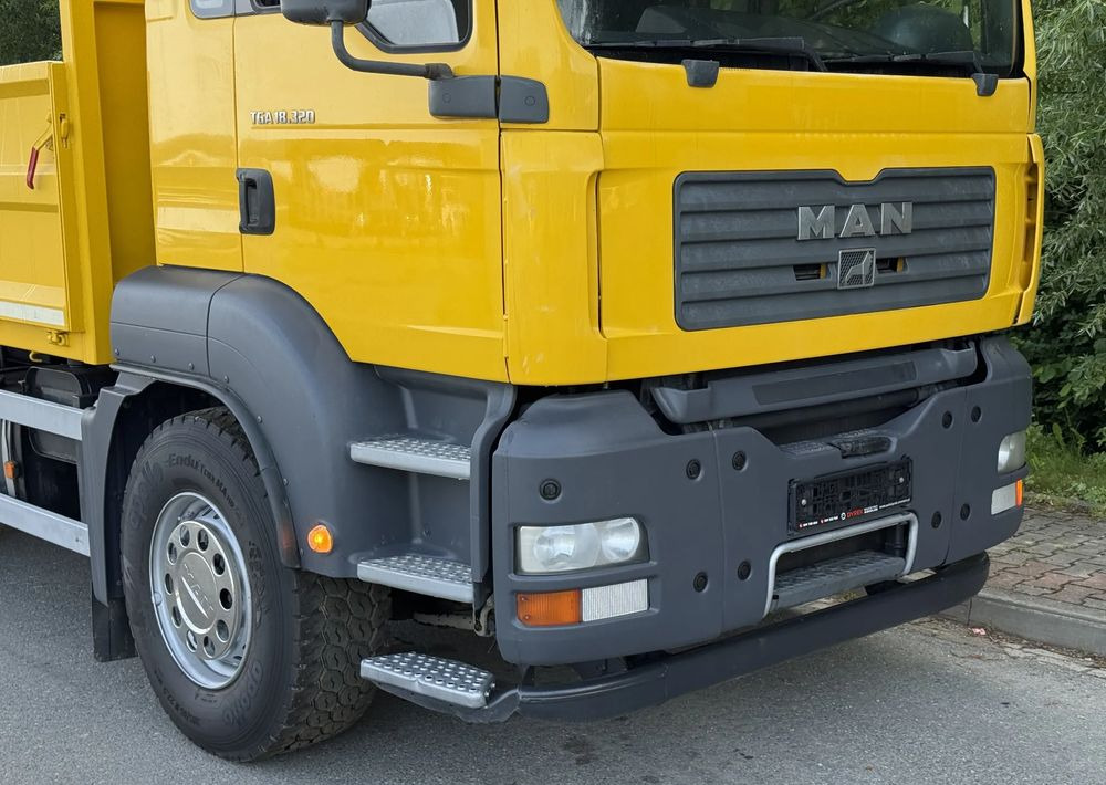 MAN * MAN TGA 18-320 * Kiper Wywrotka * 4x2 * Kran * Sprowadzony* Bardzo Dobry Stan - Camion basculantă: Foto 3 MAN * MAN TGA 18-320 * Kiper Wywrotka * 4x2 * Kran * Sprowadzony* Bardzo Dobry Stan - Camion basculantă: Foto 3