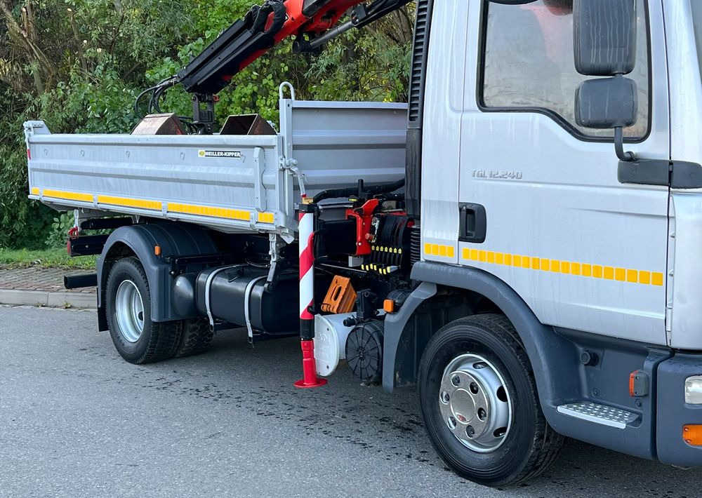 MAN MAN TGL 12-240 Kiper Wywrotka 4x2 Kran PALFINGER PK 12500 BARDZO DOBRY STAN - Camion basculantă: Foto 4 MAN MAN TGL 12-240 Kiper Wywrotka 4x2 Kran PALFINGER PK 12500 BARDZO DOBRY STAN - Camion basculantă: Foto 4
