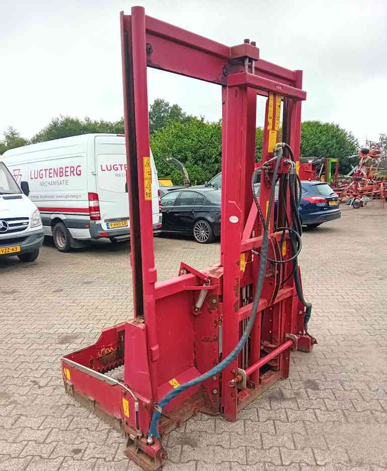 BVL Megastar 170 kuilvoersnijder met lift - Echipamente pentru furaje: Foto 4 BVL Megastar 170 kuilvoersnijder met lift - Echipamente pentru furaje: Foto 4