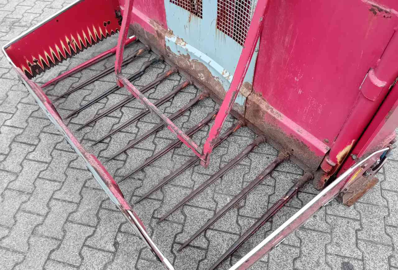 BVL Megastar 170 kuilvoersnijder met lift - Echipamente pentru furaje: Foto 5 BVL Megastar 170 kuilvoersnijder met lift - Echipamente pentru furaje: Foto 5