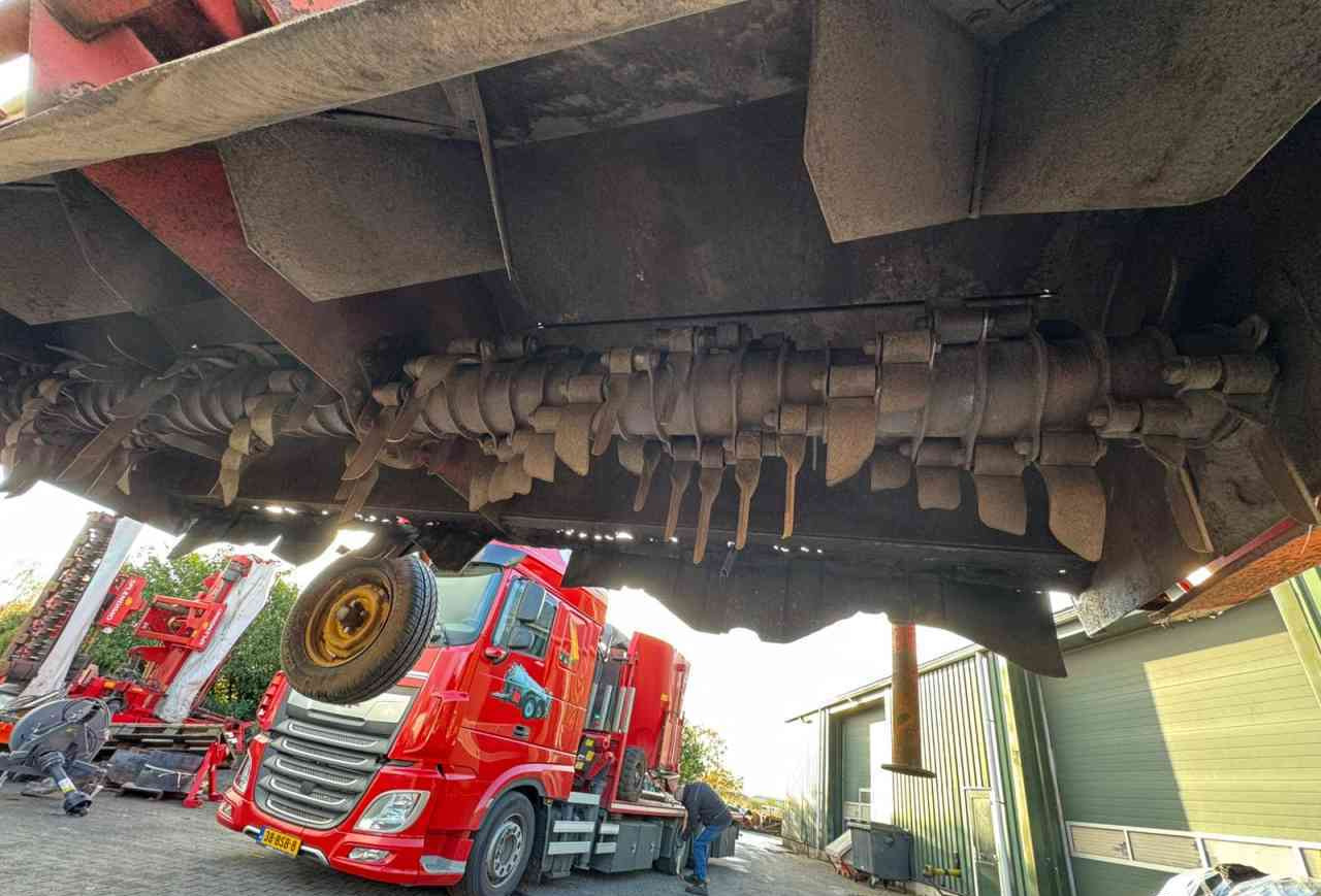 Grimme KS3000 - Tocător vreji cartofi: Foto 4 Grimme KS3000 - Tocător vreji cartofi: Foto 4