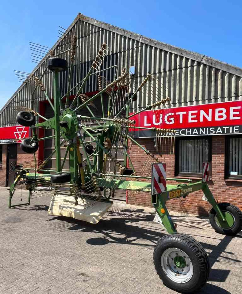 Krone Swadro 900 zwadhark weidebouwmachines - Maşină de întors fânul: Foto 5 Krone Swadro 900 zwadhark weidebouwmachines - Maşină de întors fânul: Foto 5