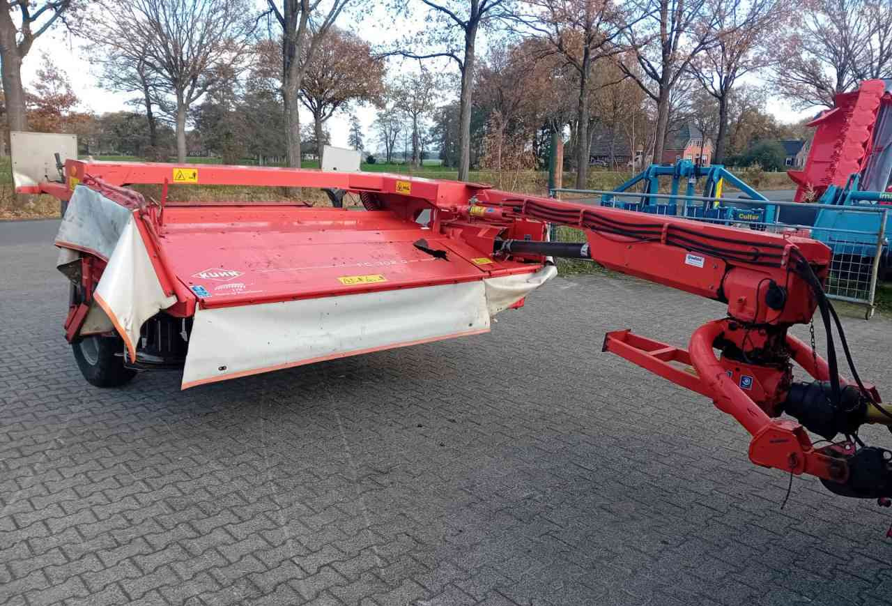 Kuhn FC302G getrokken schijvenmaaier *Verkocht/sold* - Cositoare: Foto 4 Kuhn FC302G getrokken schijvenmaaier *Verkocht/sold* - Cositoare: Foto 4