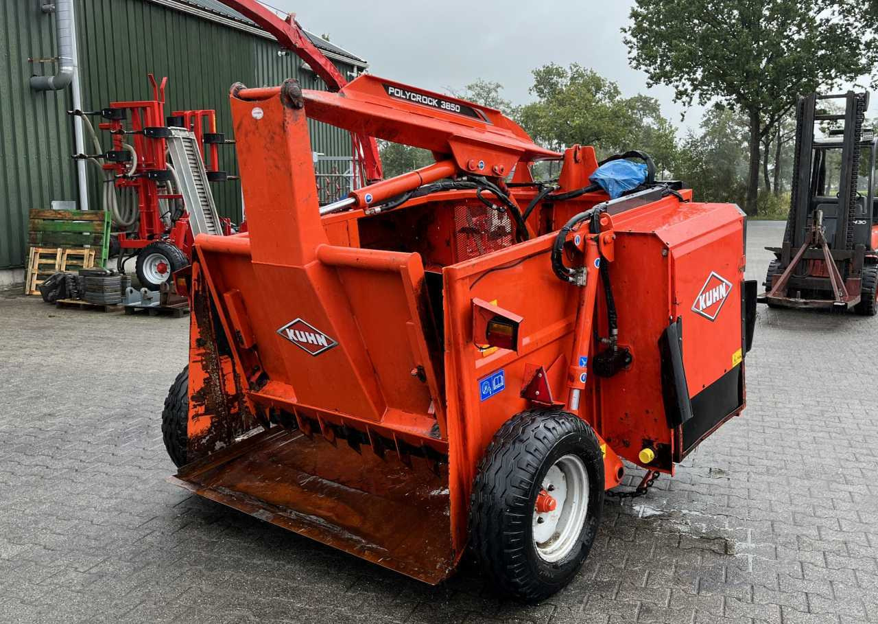 Kuhn Polycrock 3850 voermachines - Remorcă distribuit furaje: Foto 5 Kuhn Polycrock 3850 voermachines - Remorcă distribuit furaje: Foto 5