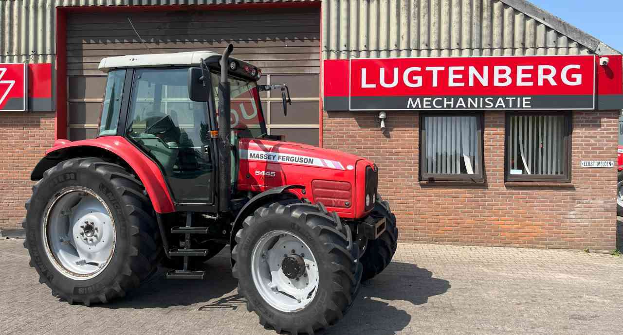 Massey Ferguson 5455 Tier-2 Dyna-4 Tractoren - Tractor agricol: Foto 1 Massey Ferguson 5455 Tier-2 Dyna-4 Tractoren - Tractor agricol: Foto 1