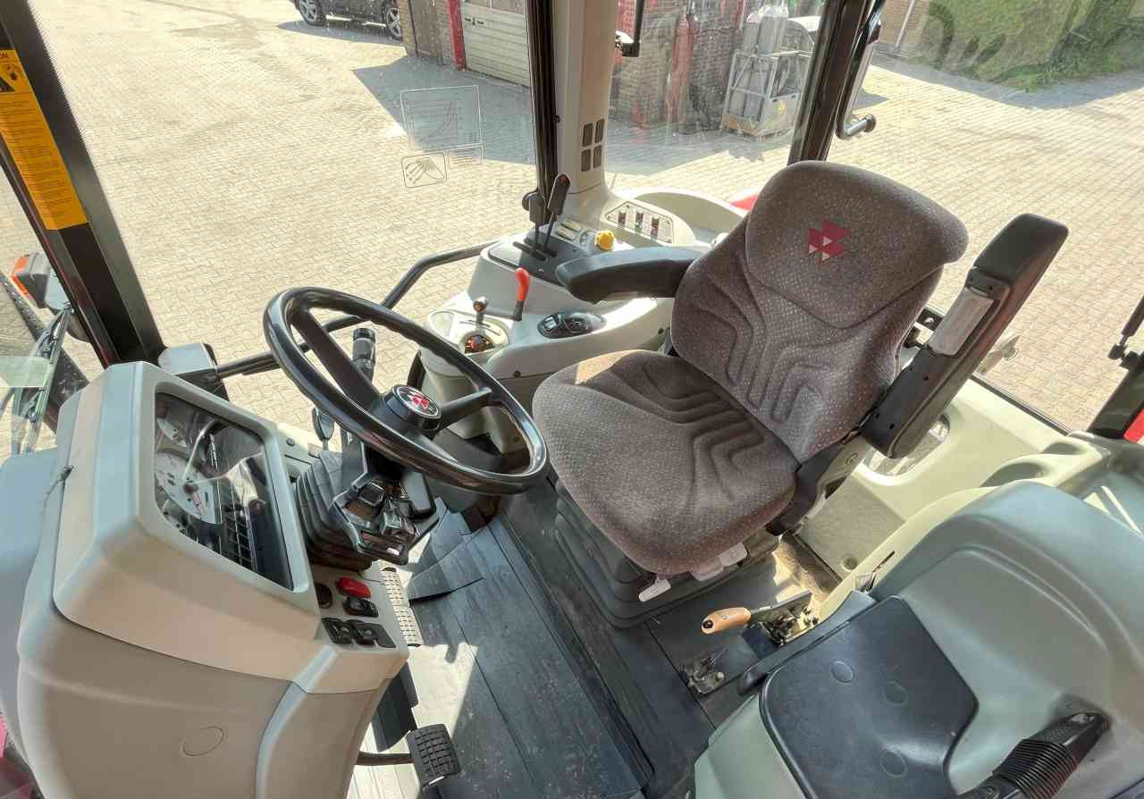 Massey Ferguson 5455 Tier-2 Dyna-4 Tractoren - Tractor agricol: Foto 5 Massey Ferguson 5455 Tier-2 Dyna-4 Tractoren - Tractor agricol: Foto 5