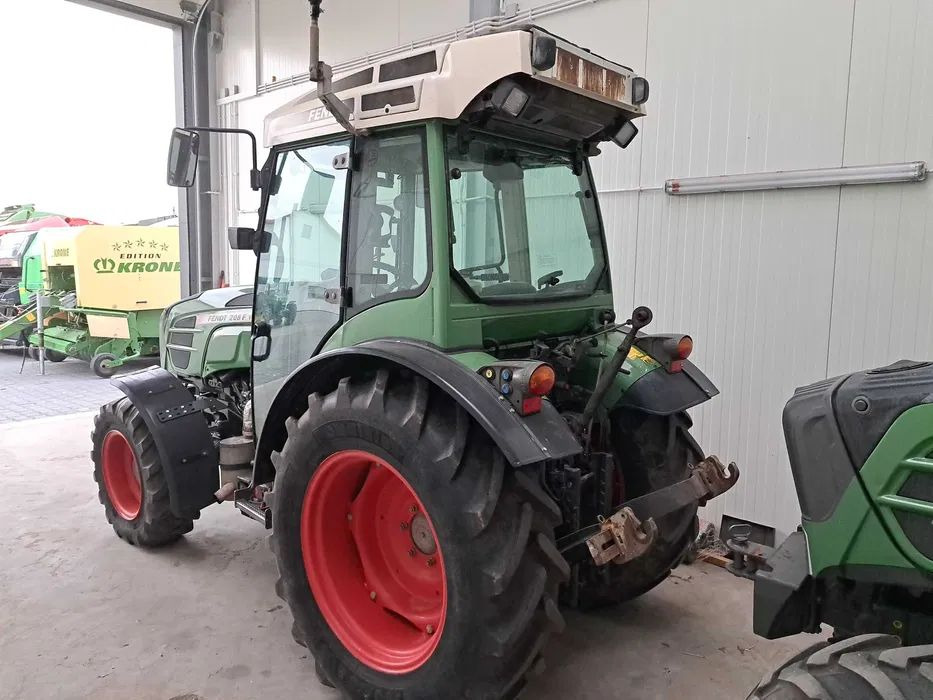Ciągnik Fendt 208F Vario TMS sadownik - Tractor agricol: Foto 4 Ciągnik Fendt 208F Vario TMS sadownik - Tractor agricol: Foto 4