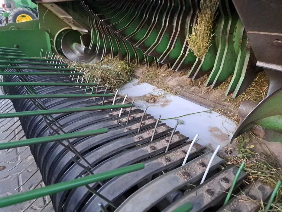 Mchale V660 - Presă baloţi rotunzi: Foto 5 Mchale V660 - Presă baloţi rotunzi: Foto 5