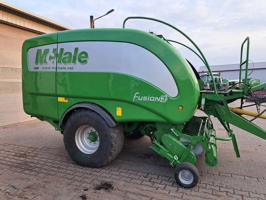 Mchale fusion 3 plus prasoowijarka TRZY SZTUKI - Presă baloţi rotunzi: Foto 2 Mchale fusion 3 plus prasoowijarka TRZY SZTUKI - Presă baloţi rotunzi: Foto 2