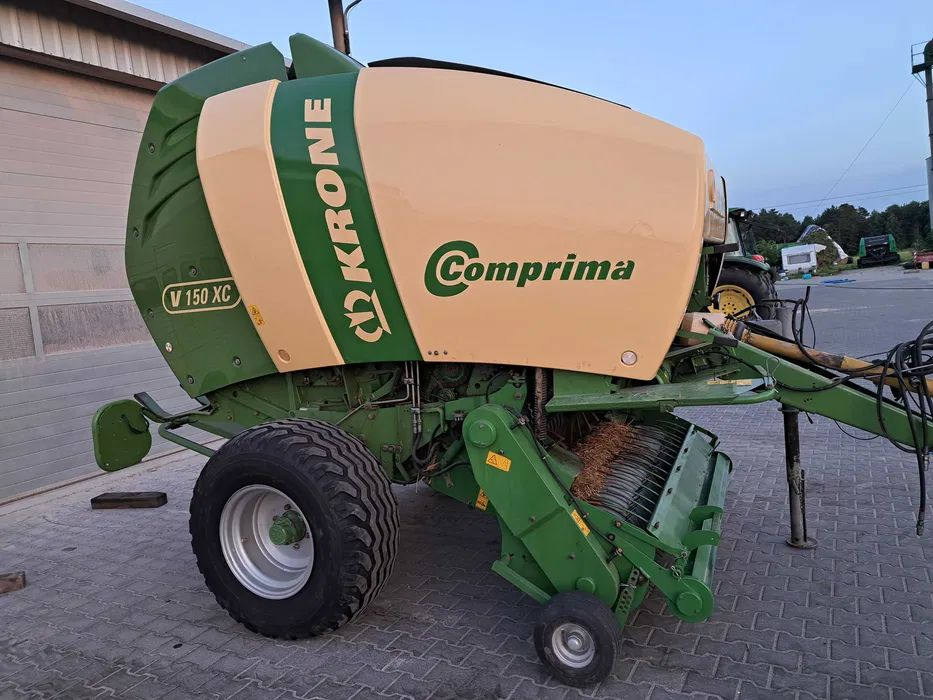 Prasa rolująca Krone Comprima 150XC - Presă baloţi rotunzi: Foto 2 Prasa rolująca Krone Comprima 150XC - Presă baloţi rotunzi: Foto 2