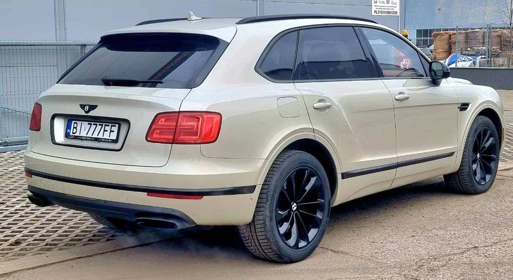 Bentley BENTAYGA 6.0 W12 - Automobil: Foto 1 Bentley BENTAYGA 6.0 W12 - Automobil: Foto 1