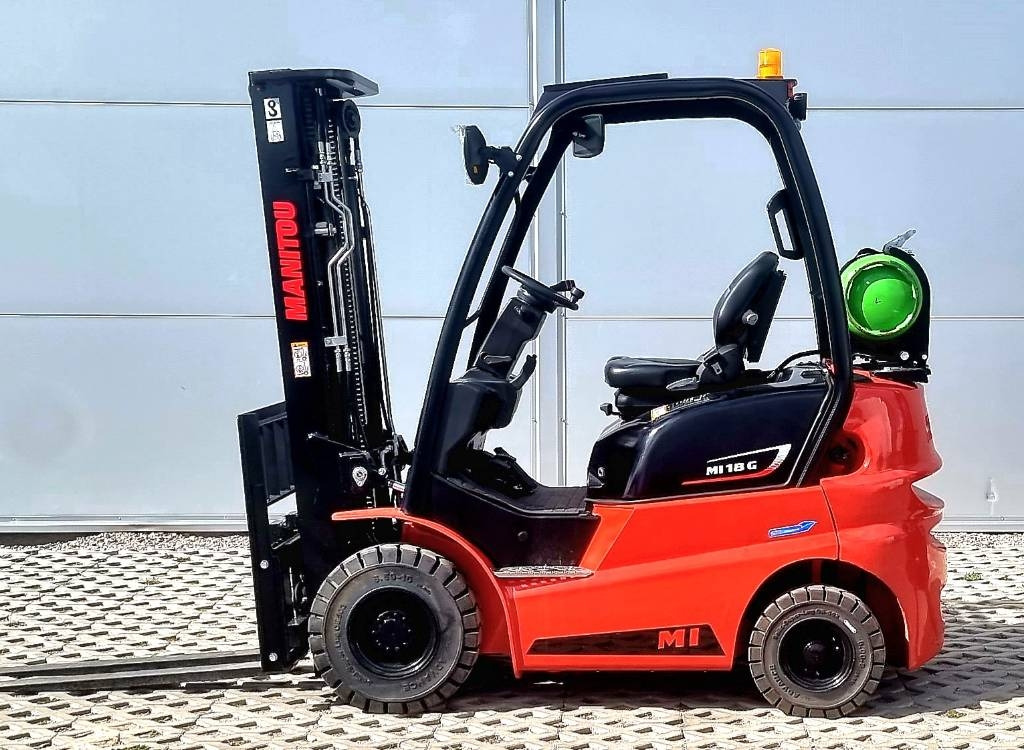 Manitou MI 18 G NEW TRIPLEX 4700mm - Stivuitor GPL: Foto 2 Manitou MI 18 G NEW TRIPLEX 4700mm - Stivuitor GPL: Foto 2