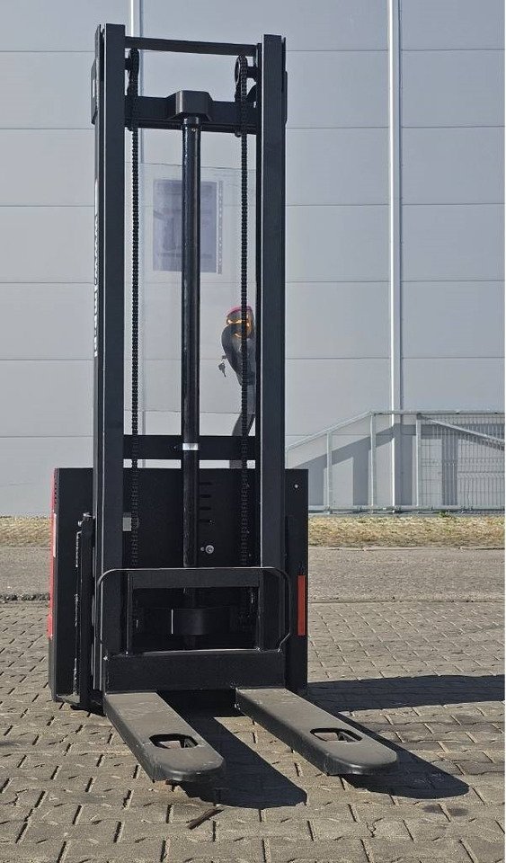 REDDOT ES12-ES 3300mm UNUSED - Transpalet la mare înălţime: Foto 3 REDDOT ES12-ES 3300mm UNUSED - Transpalet la mare înălţime: Foto 3