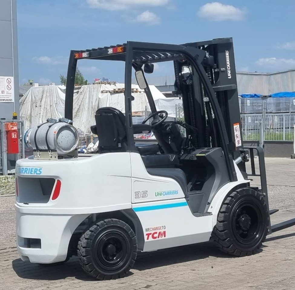 UniCarriers U2D2A35 FG35NT - Stivuitor GPL: Foto 2 UniCarriers U2D2A35 FG35NT - Stivuitor GPL: Foto 2