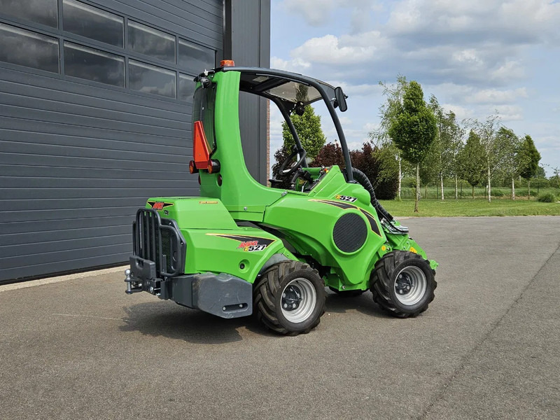 Avant E527 TDL+ mini-shovel - Mini încărcător pe şenile: Foto 3 Avant E527 TDL+ mini-shovel - Mini încărcător pe şenile: Foto 3