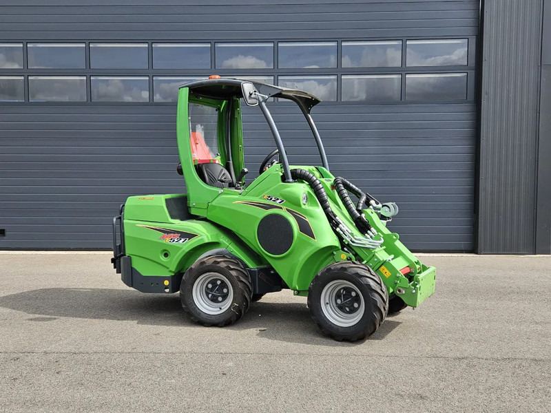 Avant E527 mini-shovel - Mini încărcător pe şenile: Foto 2 Avant E527 mini-shovel - Mini încărcător pe şenile: Foto 2