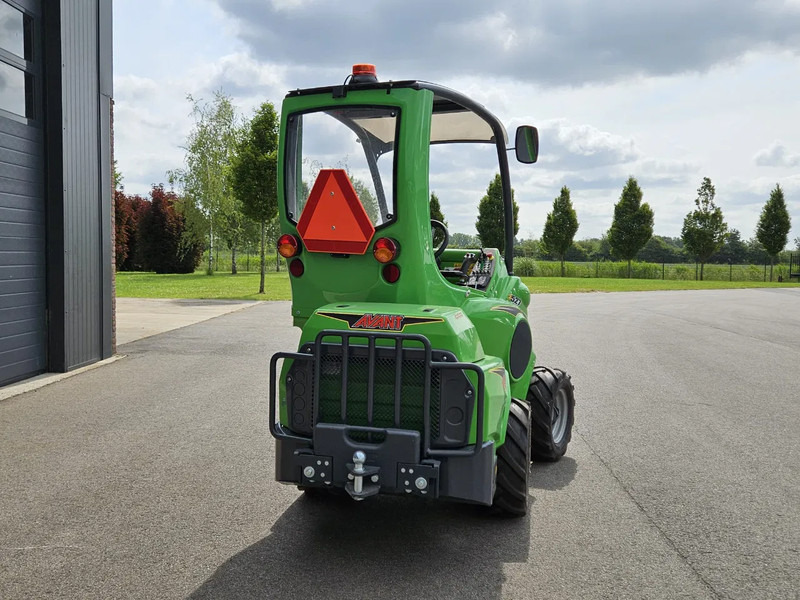 Avant E527 mini-shovel - Mini încărcător pe şenile: Foto 5 Avant E527 mini-shovel - Mini încărcător pe şenile: Foto 5