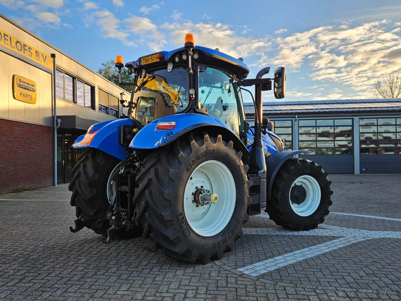New Holland T6.175 Dynamic command - Tractor agricol: Foto 3 New Holland T6.175 Dynamic command - Tractor agricol: Foto 3