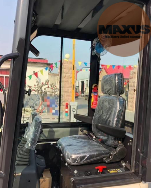 MAXUS Mini-Bagger MAXUS 1700 kg - Mini excavator: Foto 5 MAXUS Mini-Bagger MAXUS 1700 kg - Mini excavator: Foto 5