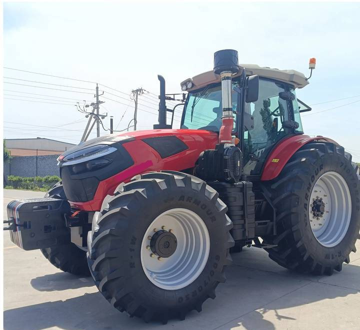 NEW MAXUS 280 HP 4x4 Tractor Warranty НОВИЙ MAXUS 280 К.с. 4x4 Трактор Гарантія NOWY Ciągnik 280 KM 4x4 MAXUS Gwarancja - Tractor agricol: Foto 1 NEW MAXUS 280 HP 4x4 Tractor Warranty НОВИЙ MAXUS 280 К.с. 4x4 Трактор Гарантія NOWY Ciągnik 280 KM 4x4 MAXUS Gwarancja - Tractor agricol: Foto 1