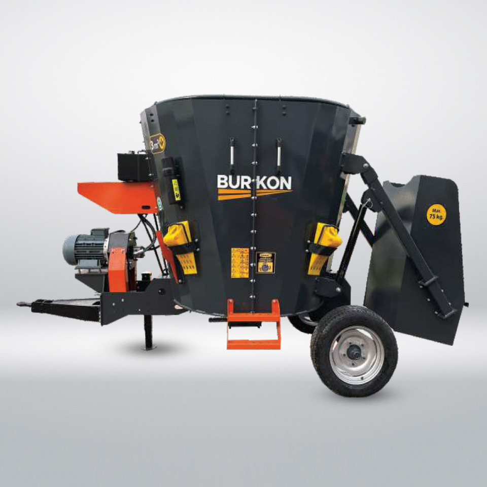 3 m3 Çekilir Yem Karma Makinesi - Remorcă distribuit furaje: Foto 1 3 m3 Çekilir Yem Karma Makinesi - Remorcă distribuit furaje: Foto 1