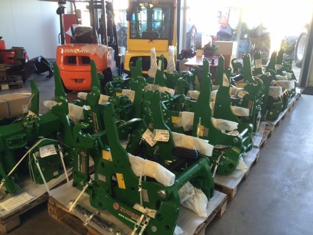 Zuidberg John Deere fronthef, frontaftakas, frontlinkage, - Piesă de schimb pentru Utilaje agricole: Foto 1 Zuidberg John Deere fronthef, frontaftakas, frontlinkage, - Piesă de schimb pentru Utilaje agricole: Foto 1
