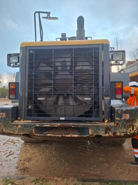 Komatsu WA500-6 - Încărcător frontal pe pneuri: Foto 3 Komatsu WA500-6 - Încărcător frontal pe pneuri: Foto 3