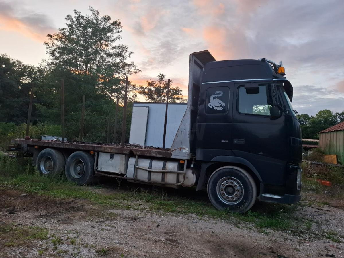 Volvo FH16 - 610 - Camion platformă: Foto 4 Volvo FH16 - 610 - Camion platformă: Foto 4