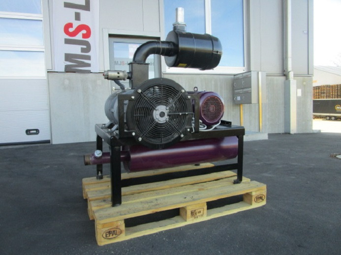 BARRATI VAKUUMPUMPE MIT GESTELL MIT ANSAUGFILTER UND SCHALLDÄMPFER - Maşina de ambalat: Foto 1 BARRATI VAKUUMPUMPE MIT GESTELL MIT ANSAUGFILTER UND SCHALLDÄMPFER - Maşina de ambalat: Foto 1