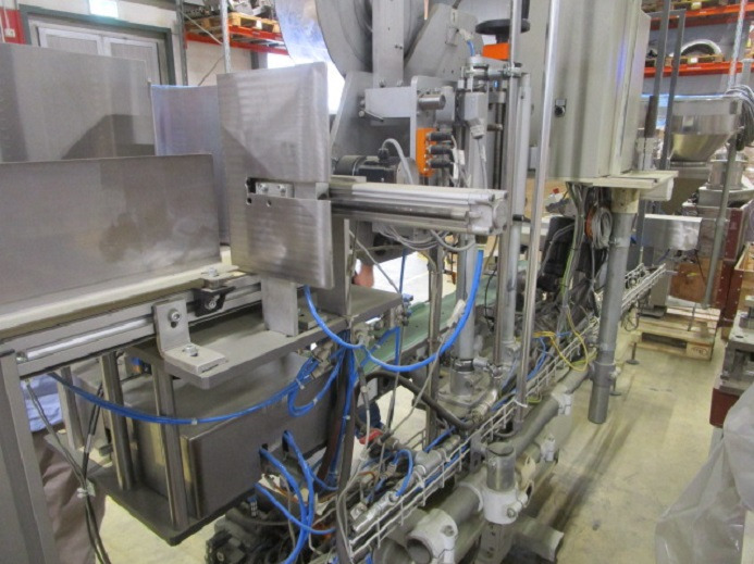 DECKEL ETIKETTIER ANLAGE (Zweckform mit Schleuter Etiketenspender) - Maşina de ambalat: Foto 3 DECKEL ETIKETTIER ANLAGE (Zweckform mit Schleuter Etiketenspender) - Maşina de ambalat: Foto 3