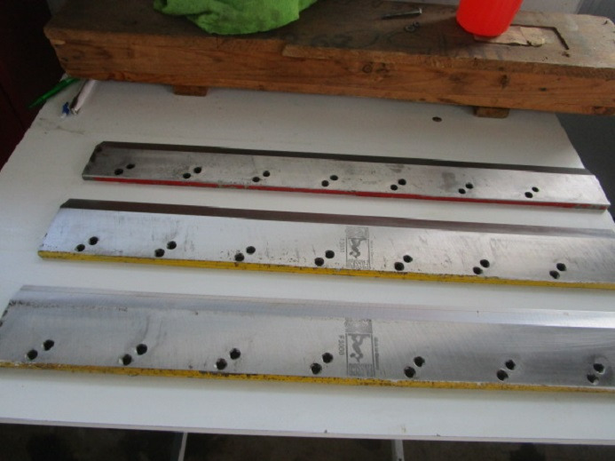3x ERSATZMESSER FÜR POLAR 55 EM - Piesă de schimb pentru Mașină de tipar: Foto 2 3x ERSATZMESSER FÜR POLAR 55 EM - Piesă de schimb pentru Mașină de tipar: Foto 2