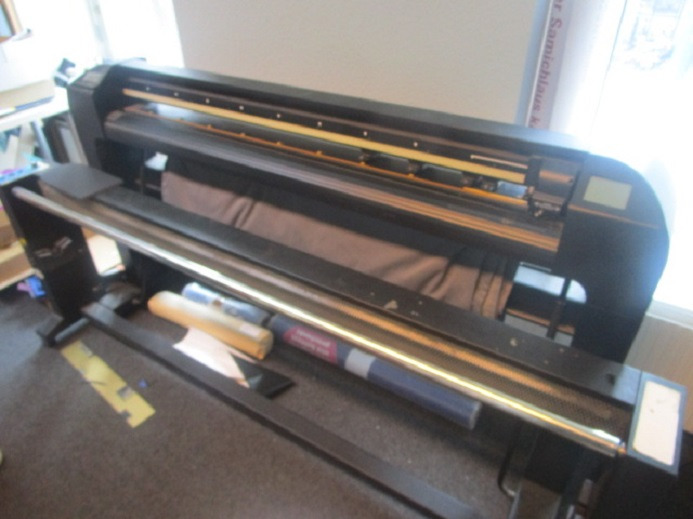 SCHNEIDEPLOTTER SUMMA S140 MIT UV-TROCKNER FCD-01 - Mașină de tăiat hârtie: Foto 1 SCHNEIDEPLOTTER SUMMA S140 MIT UV-TROCKNER FCD-01 - Mașină de tăiat hârtie: Foto 1